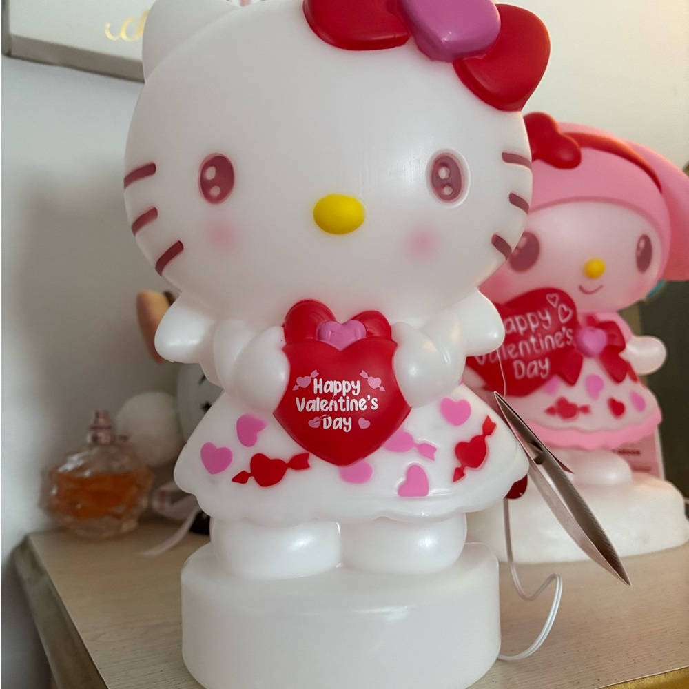 Hello Kitty Valentine's Day Lamp - Red, Pink, White